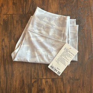 Lululemon Wunder Under Crop